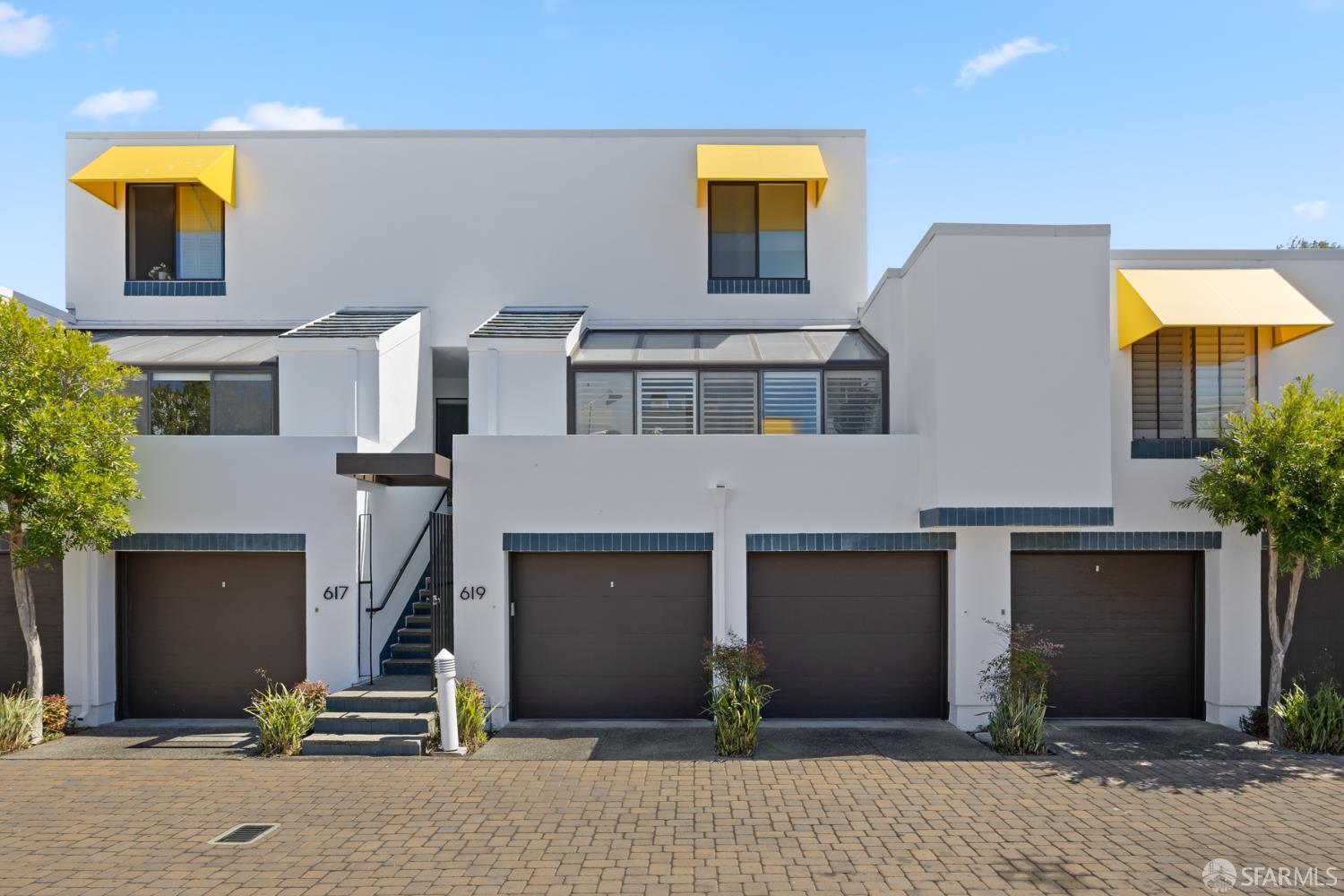 Detail Gallery Image 2 of 44 For 619 Portofino Ln, Foster City,  CA 94404 - 2 Beds | 2/1 Baths