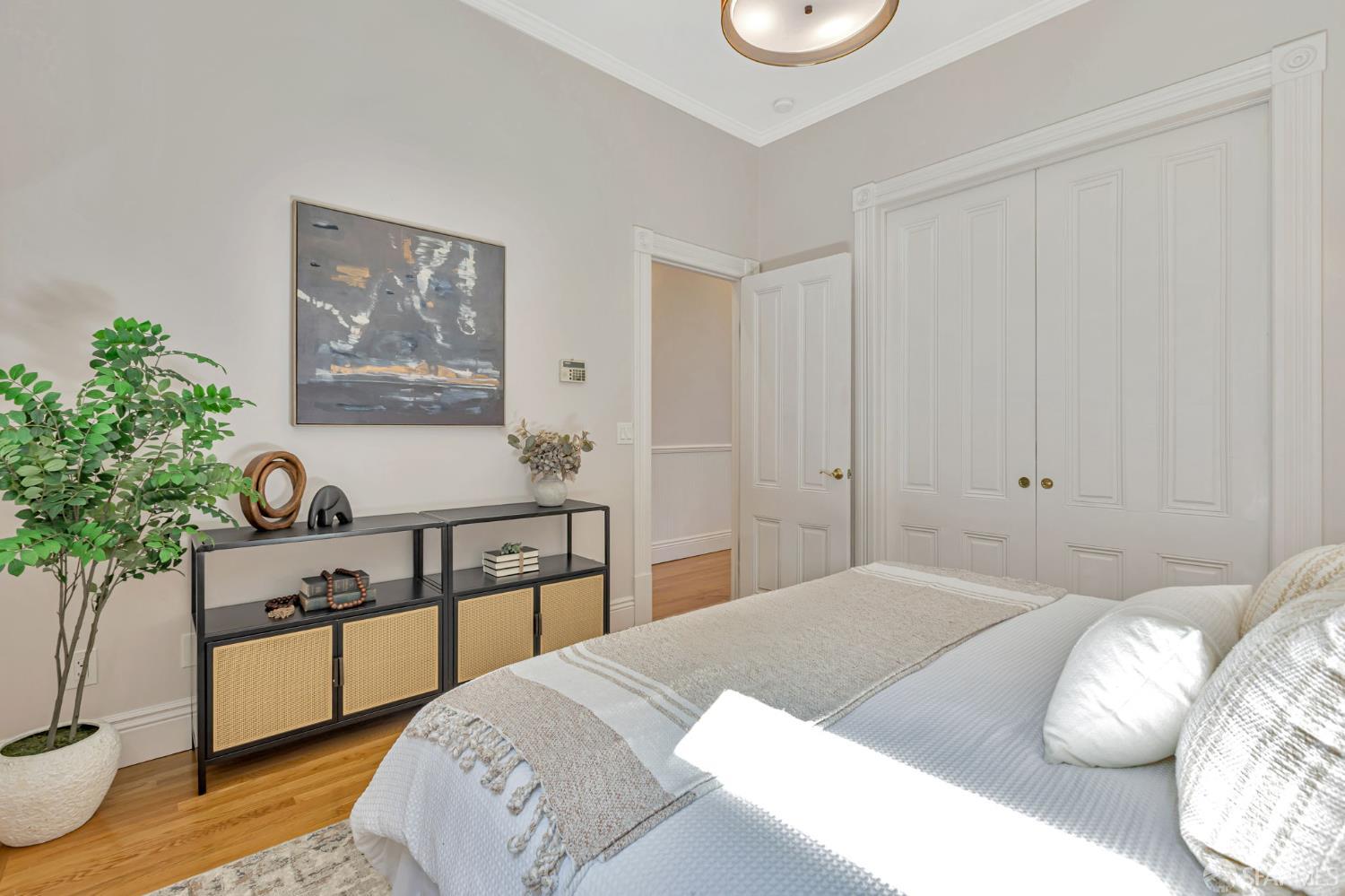 Photo #12: 425060983 Listing: Photo #12