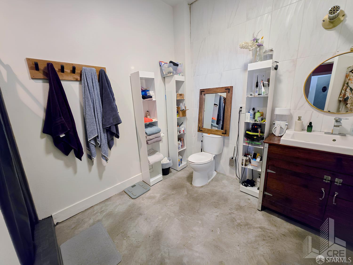 Detail Gallery Image 5 of 6 For 135 Dore St, San Francisco,  CA 94103 - – Beds | – Baths