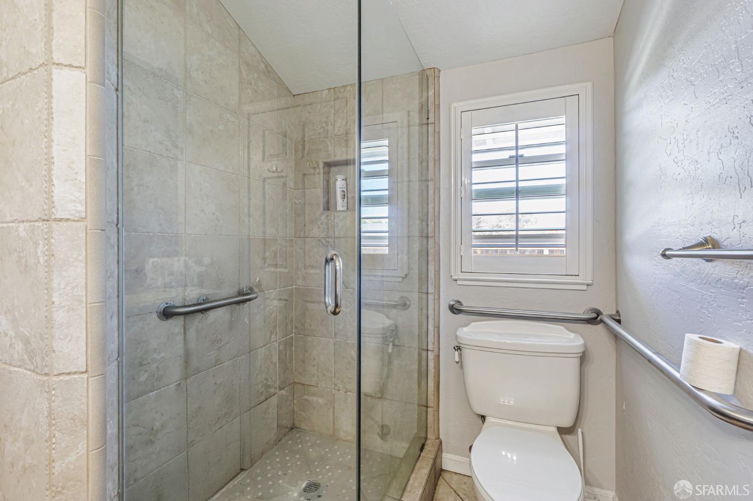 Detail Gallery Image 53 of 63 For 5111 Paul Scarlet Dr, Concord,  CA 94521 - 6 Beds | 3 Baths