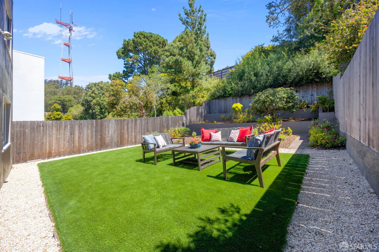 Detail Gallery Image 31 of 51 For 57 Dellbrook Ave, San Francisco,  CA 94131 - 3 Beds | 3 Baths