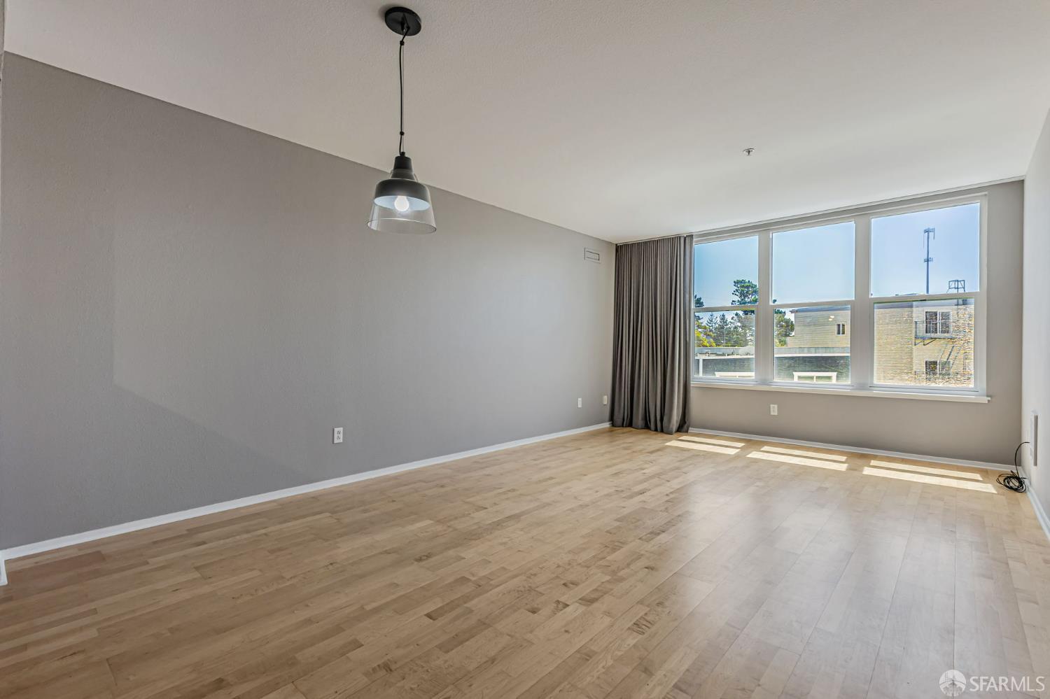 Detail Gallery Image 6 of 22 For 8400 Oceanview Ter #309,  San Francisco,  CA 94132 - 2 Beds | 2 Baths