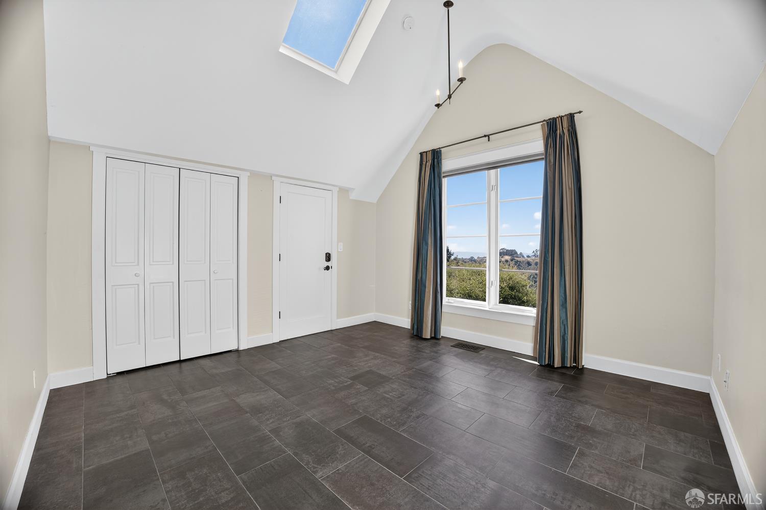 Detail Gallery Image 30 of 59 For 7172 Norfolk Rd, Berkeley,  CA 94705 - 4 Beds | 2/1 Baths