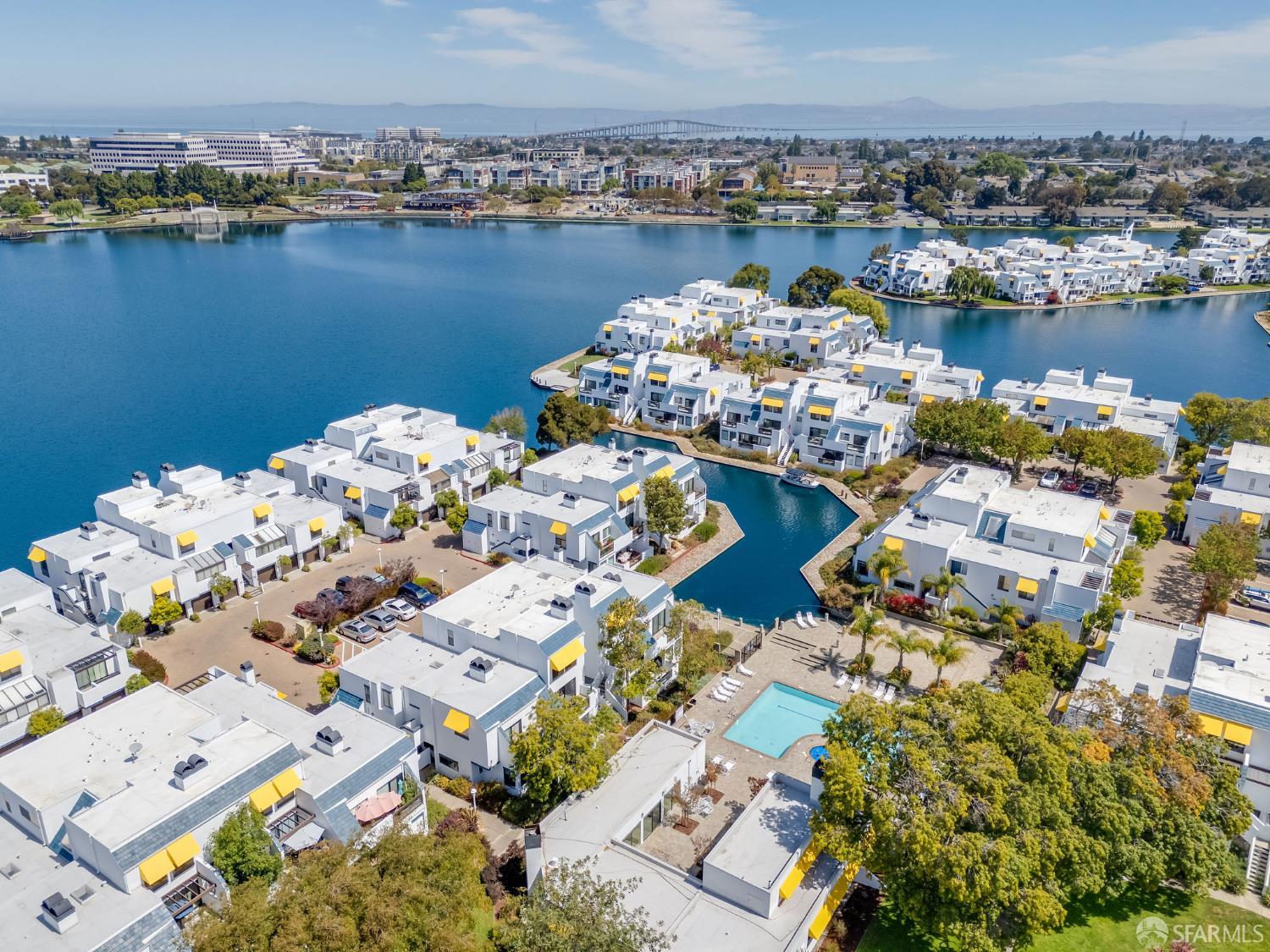 Detail Gallery Image 38 of 44 For 619 Portofino Ln, Foster City,  CA 94404 - 2 Beds | 2/1 Baths