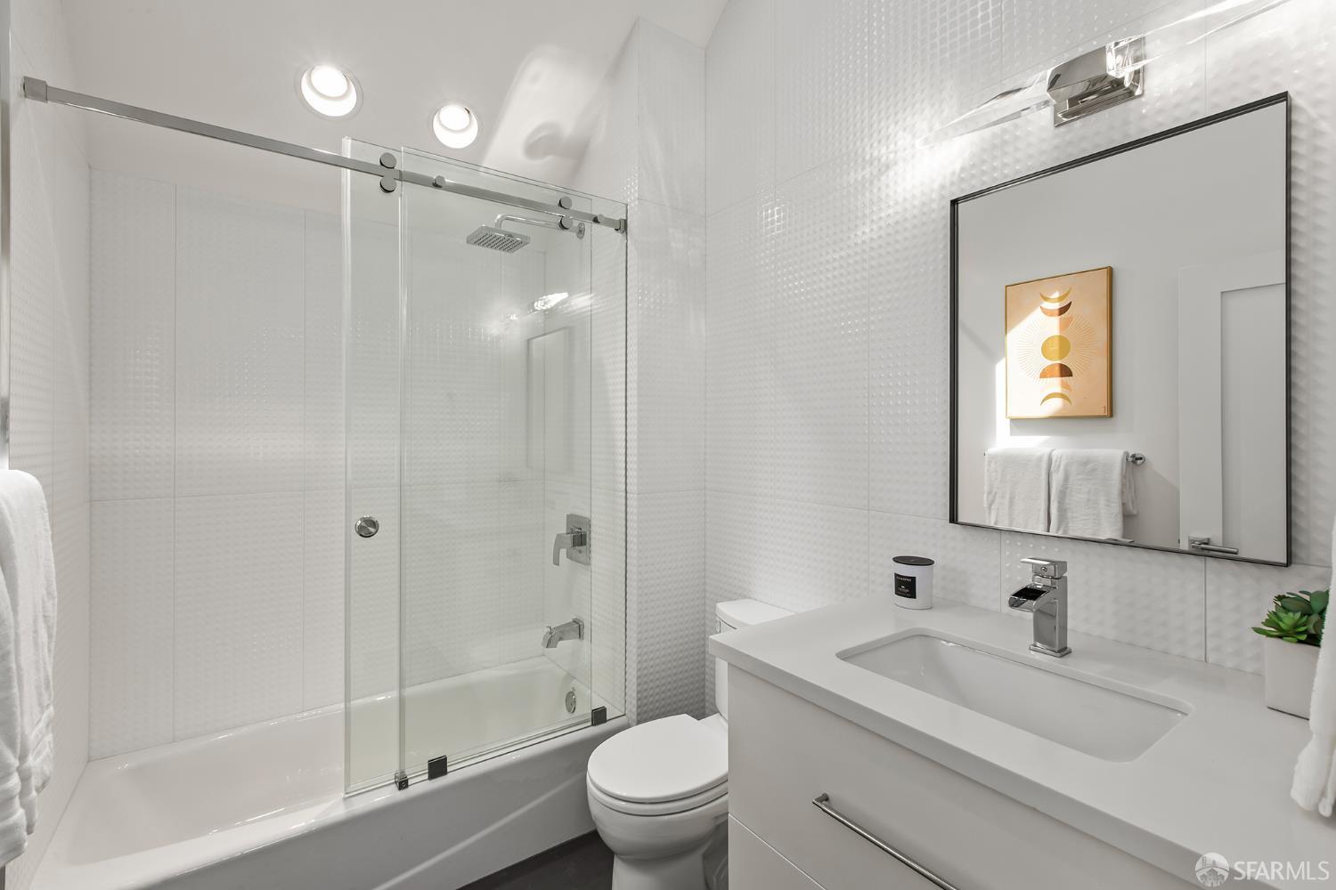 Detail Gallery Image 41 of 60 For 2703 21st St, San Francisco,  CA 94110 - 3 Beds | 3 Baths