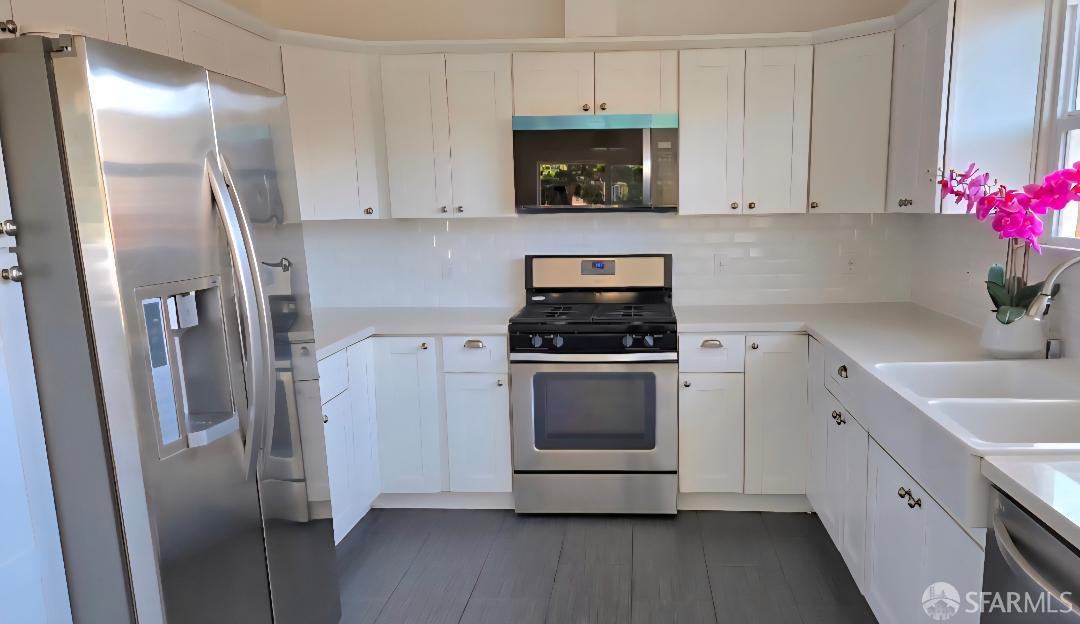 Detail Gallery Image 3 of 19 For 1540 Mono Ave, San Lorenzo,  CA 94578 - 5 Beds | 2/1 Baths