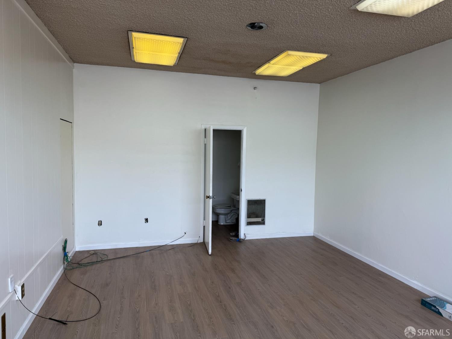 Detail Gallery Image 9 of 12 For 1609 Noriega St, San Francisco,  CA 94122 - – Beds | – Baths