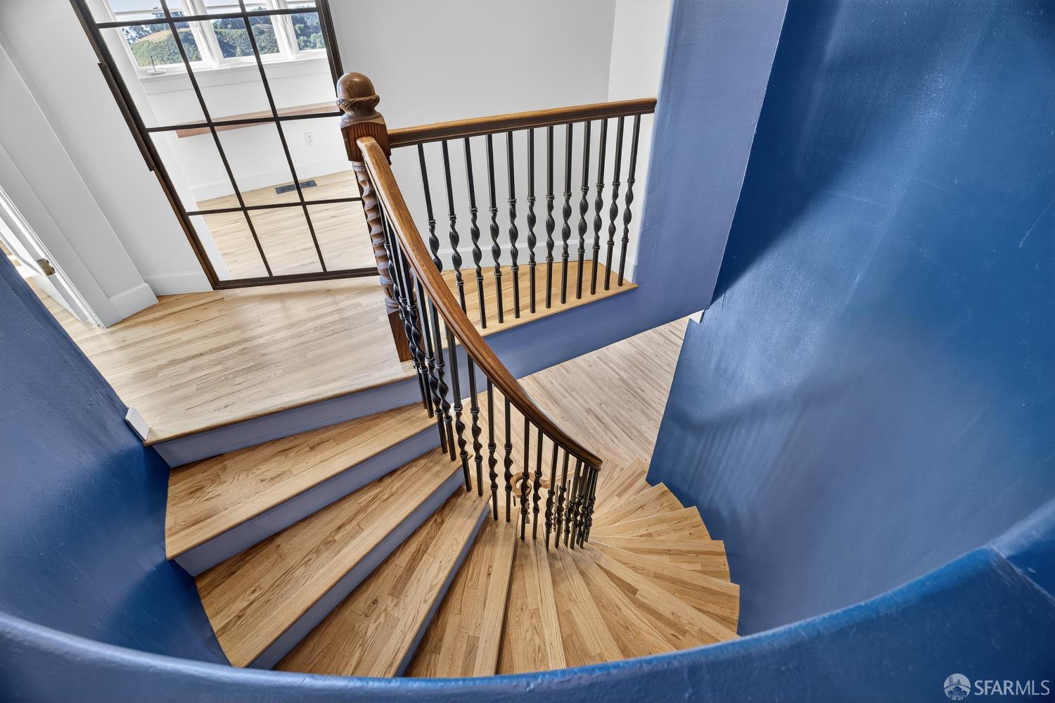 Detail Gallery Image 25 of 59 For 7172 Norfolk Rd, Berkeley,  CA 94705 - 4 Beds | 2/1 Baths