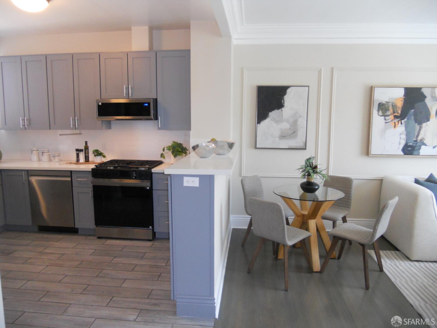 Detail Gallery Image 7 of 26 For 700 12th Ave #6,  San Francisco,  CA 94118 - 3 Beds | 2 Baths