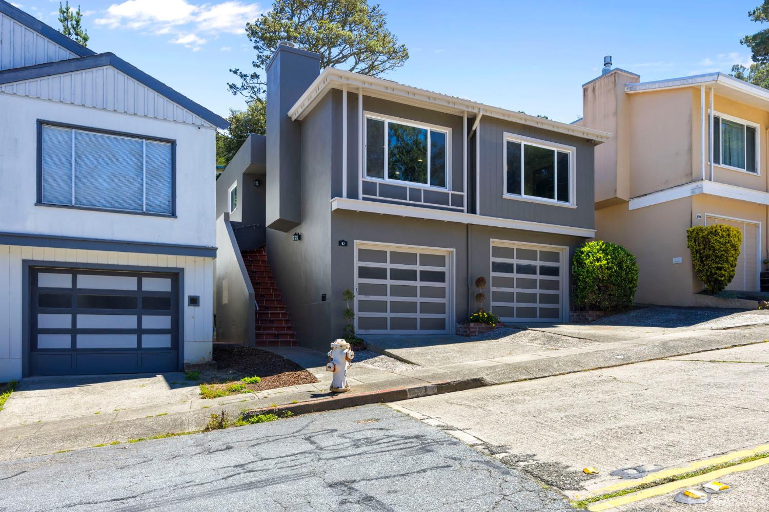 Detail Gallery Image 45 of 51 For 57 Dellbrook Ave, San Francisco,  CA 94131 - 3 Beds | 3 Baths