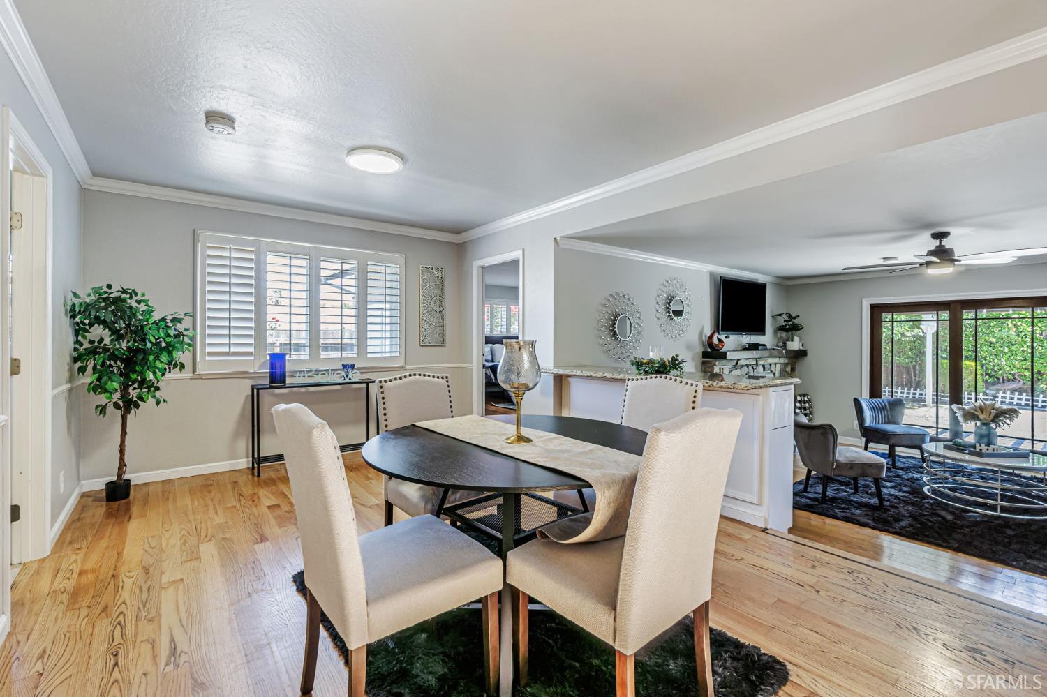 Detail Gallery Image 18 of 63 For 5111 Paul Scarlet Dr, Concord,  CA 94521 - 6 Beds | 3 Baths