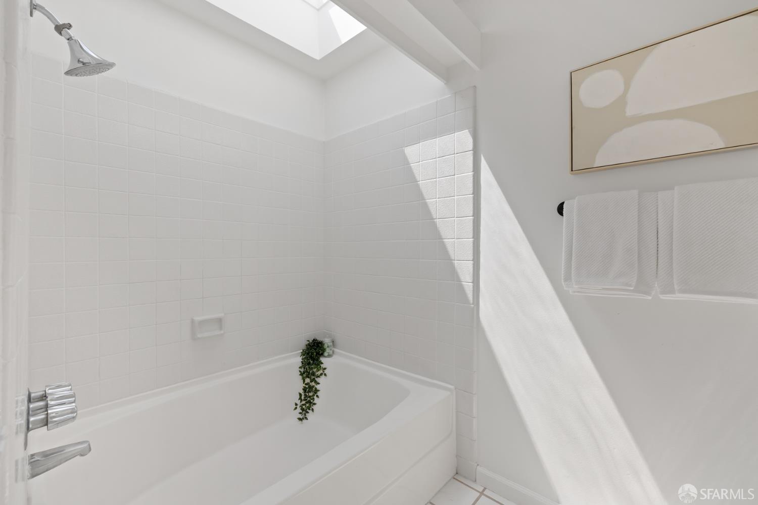 Detail Gallery Image 22 of 44 For 619 Portofino Ln, Foster City,  CA 94404 - 2 Beds | 2/1 Baths