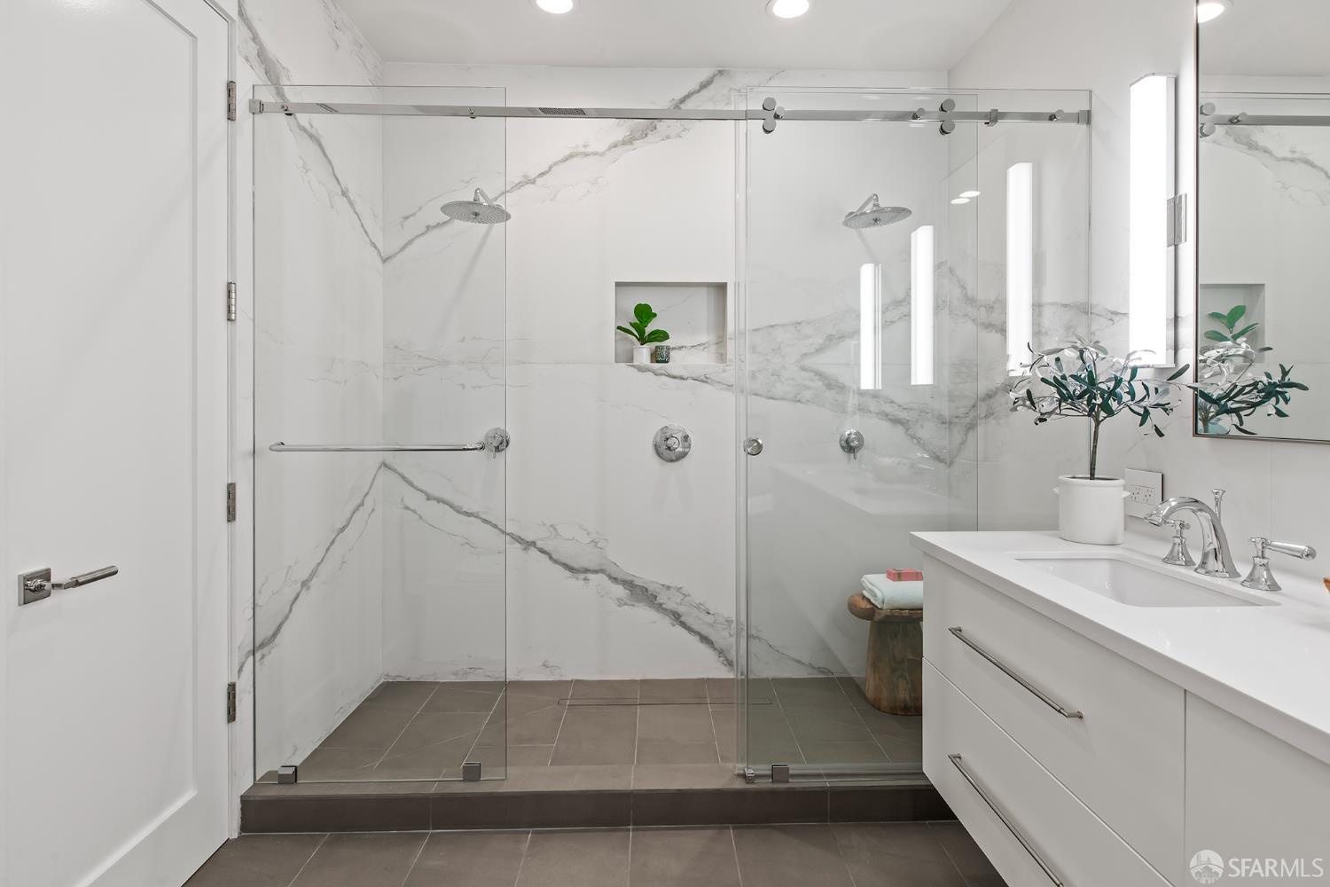 Detail Gallery Image 27 of 60 For 2703 21st St, San Francisco,  CA 94110 - 3 Beds | 3 Baths