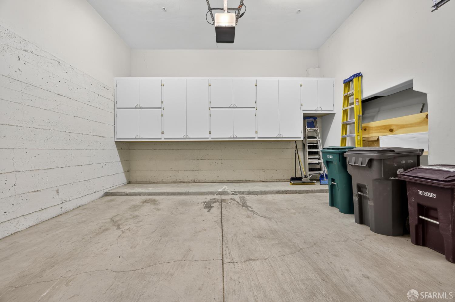 Detail Gallery Image 48 of 59 For 7172 Norfolk Rd, Berkeley,  CA 94705 - 4 Beds | 2/1 Baths