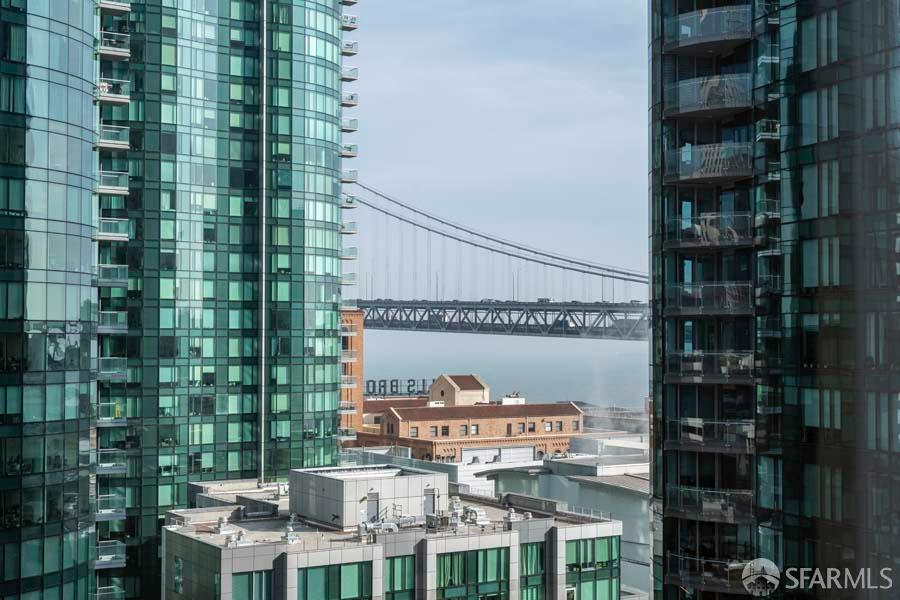 Detail Gallery Image 19 of 33 For 201 Folsom St 15c,  San Francisco,  CA 94105 - 2 Beds | 2 Baths
