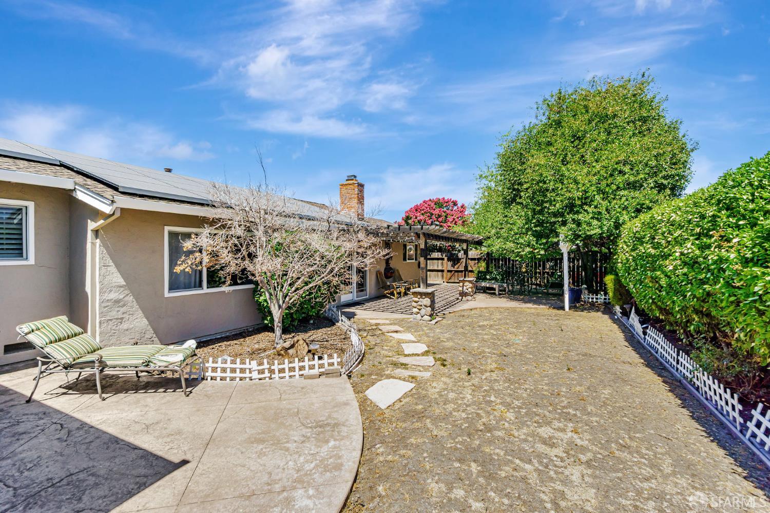 Detail Gallery Image 62 of 63 For 5111 Paul Scarlet Dr, Concord,  CA 94521 - 6 Beds | 3 Baths