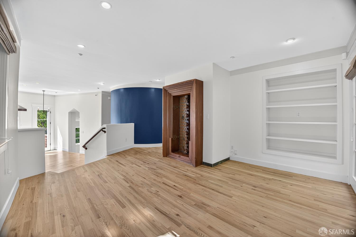 Detail Gallery Image 17 of 59 For 7172 Norfolk Rd, Berkeley,  CA 94705 - 4 Beds | 2/1 Baths