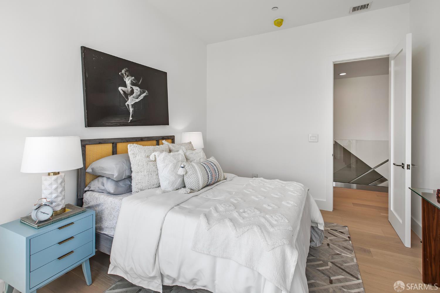 Detail Gallery Image 31 of 60 For 2703 21st St, San Francisco,  CA 94110 - 3 Beds | 3 Baths