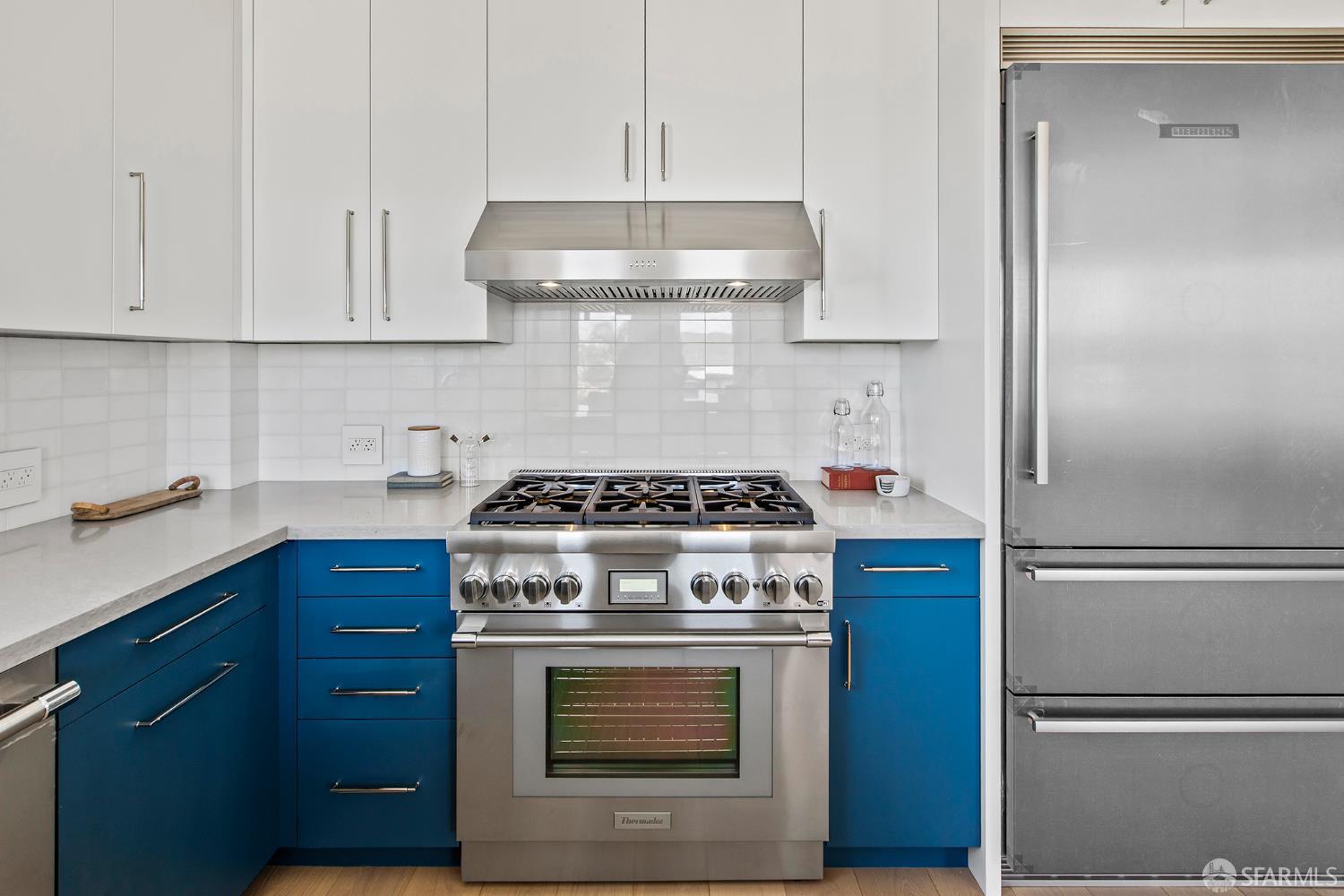 Detail Gallery Image 18 of 60 For 2703 21st St, San Francisco,  CA 94110 - 3 Beds | 3 Baths