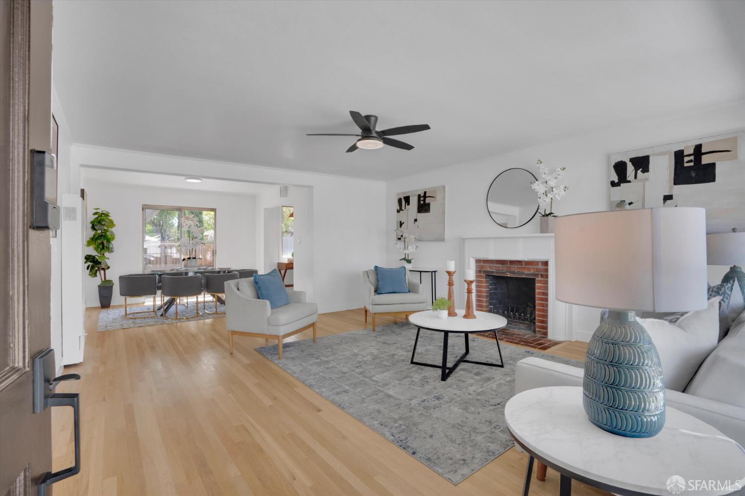 Detail Gallery Image 6 of 44 For 3616 Hoover St, Redwood City,  CA 94063 - 2 Beds | 1 Baths