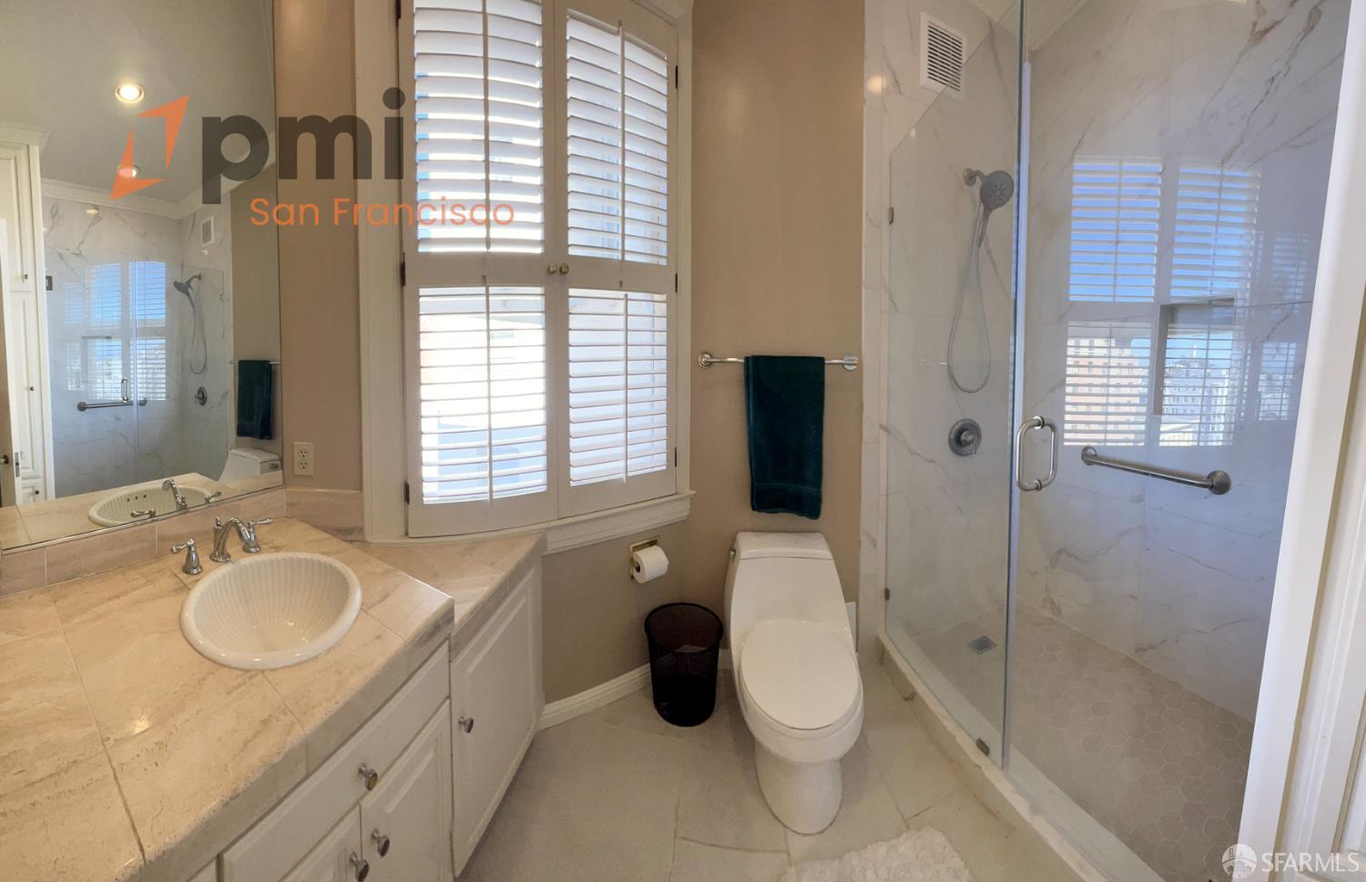 Detail Gallery Image 10 of 12 For 901 Powell St #20,  San Francisco,  CA 94108 - 2 Beds | 2 Baths