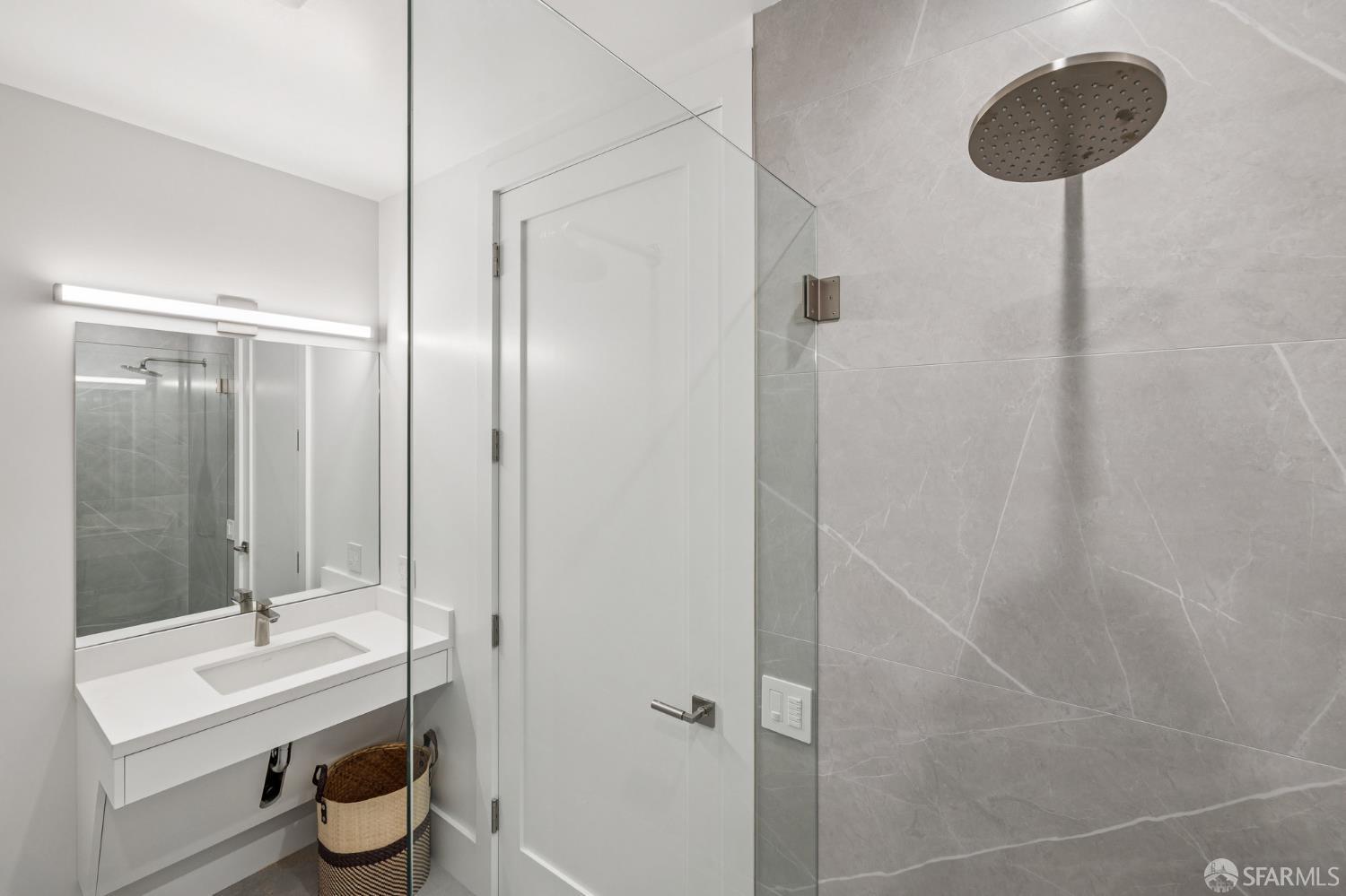 Photo #31: 425067886 Listing: Photo #31