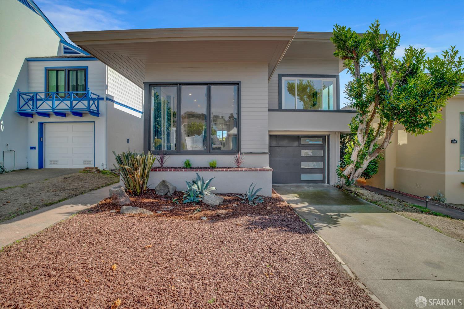 Detail Gallery Image 5 of 43 For 165 Wilshire Ave, Daly City,  CA 94015 - 3 Beds | 2 Baths