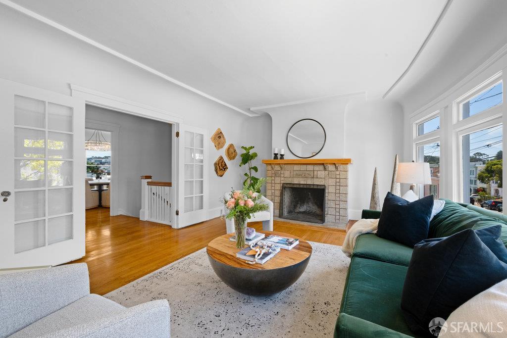 Detail Gallery Image 5 of 69 For 728 24th Ave, San Francisco,  CA 94121 - 3 Beds | 2/1 Baths
