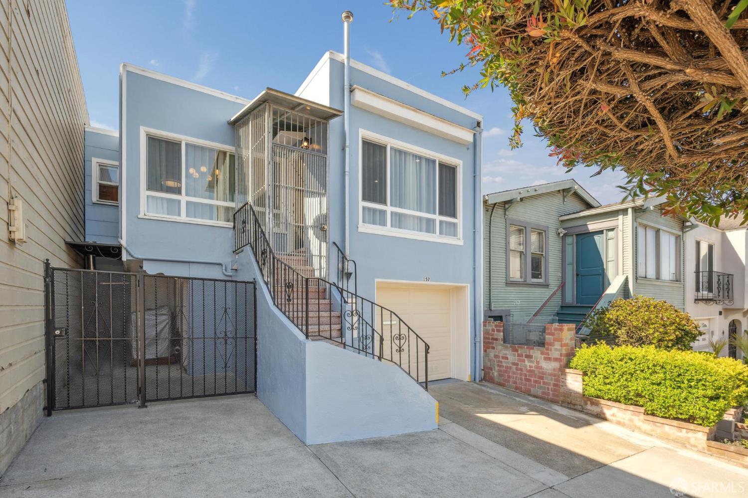 Detail Gallery Image 4 of 61 For 157 Westlake Ave, Daly City,  CA 94014 - 4 Beds | 2 Baths