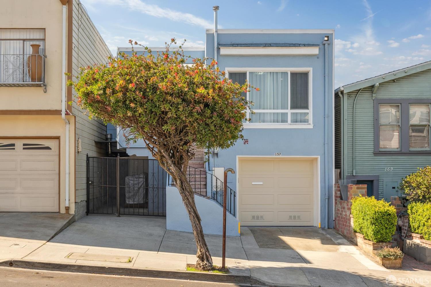 Detail Gallery Image 3 of 61 For 157 Westlake Ave, Daly City,  CA 94014 - 4 Beds | 2 Baths
