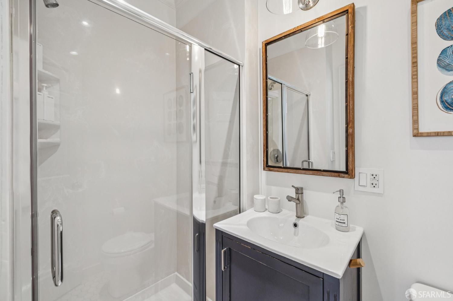 Detail Gallery Image 34 of 75 For 618 Haight St, San Francisco,  CA 94117 - 4 Beds | 3 Baths
