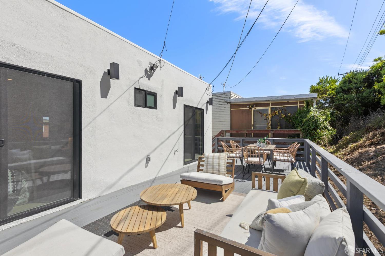 Detail Gallery Image 42 of 60 For 134 Canterbury Ave, Daly City,  CA 94015 - 4 Beds | 4 Baths