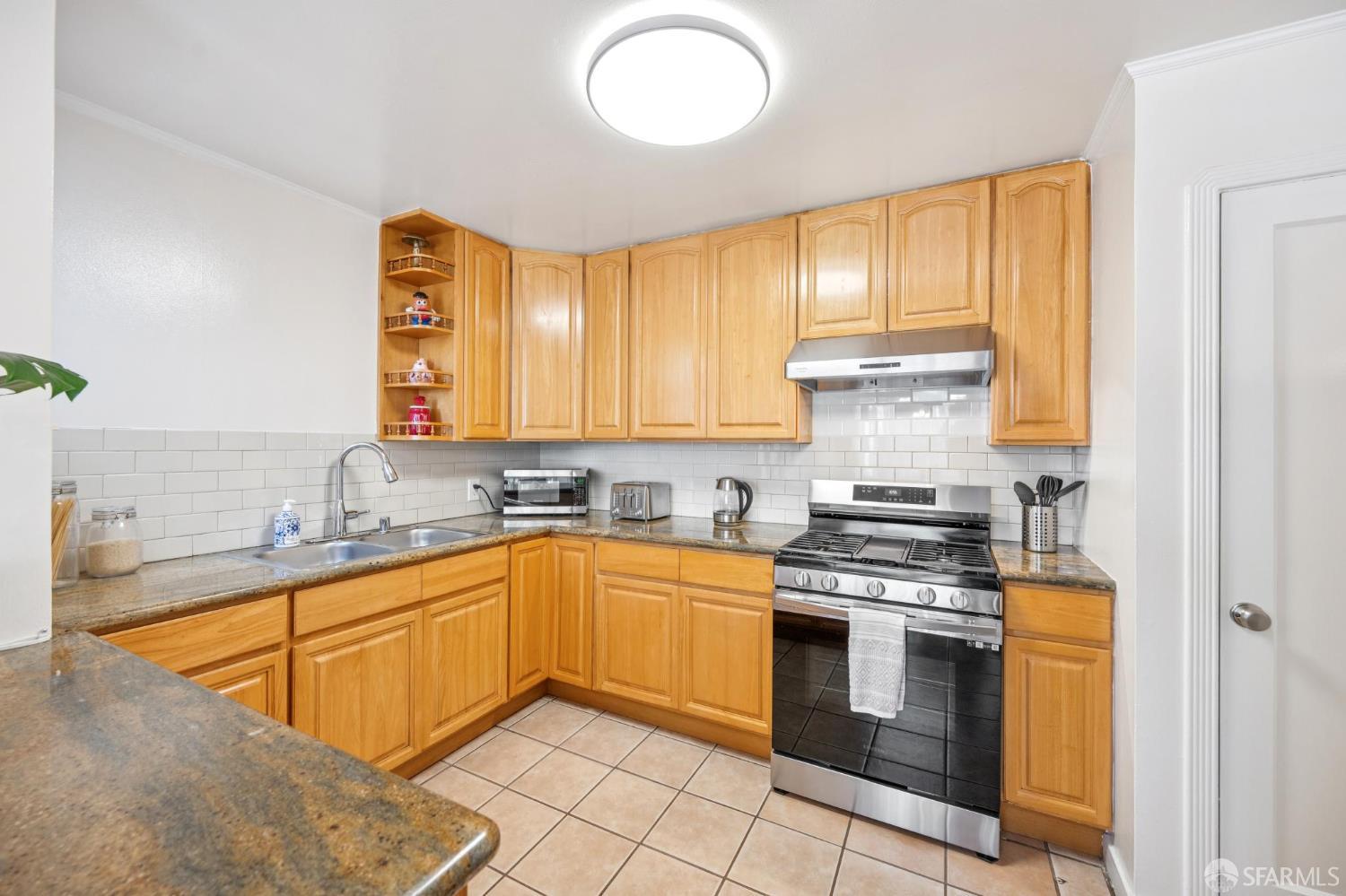 Detail Gallery Image 23 of 61 For 157 Westlake Ave, Daly City,  CA 94014 - 4 Beds | 2 Baths