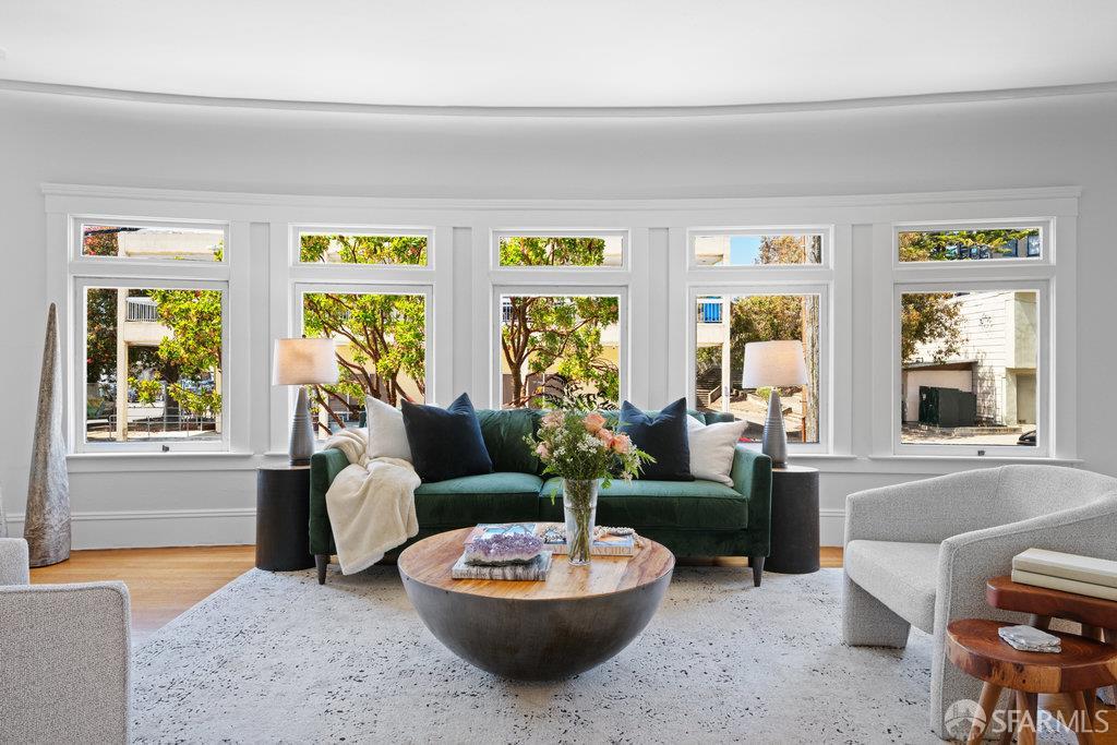 Detail Gallery Image 4 of 69 For 728 24th Ave, San Francisco,  CA 94121 - 3 Beds | 2/1 Baths