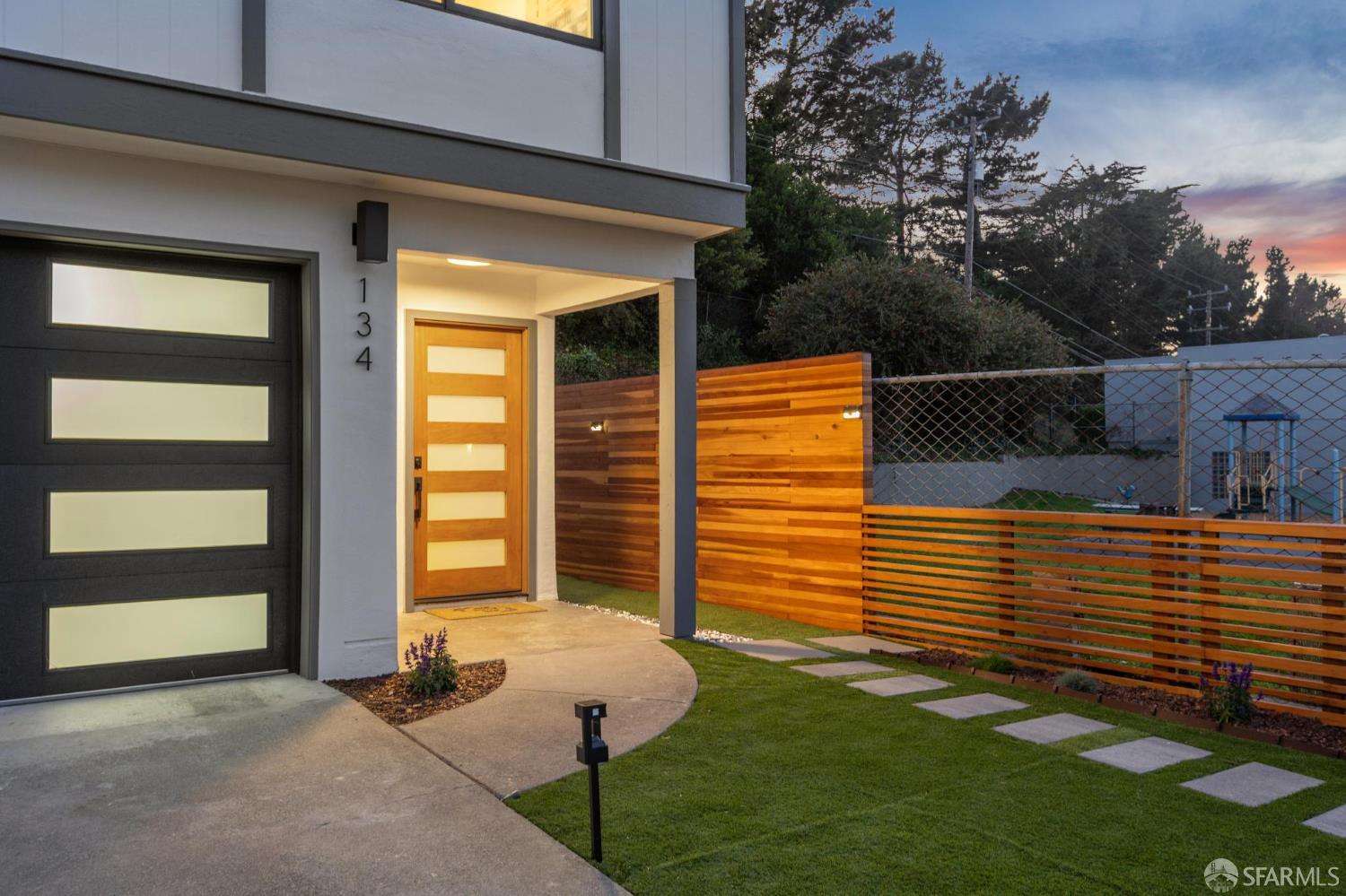 Detail Gallery Image 52 of 60 For 134 Canterbury Ave, Daly City,  CA 94015 - 4 Beds | 4 Baths