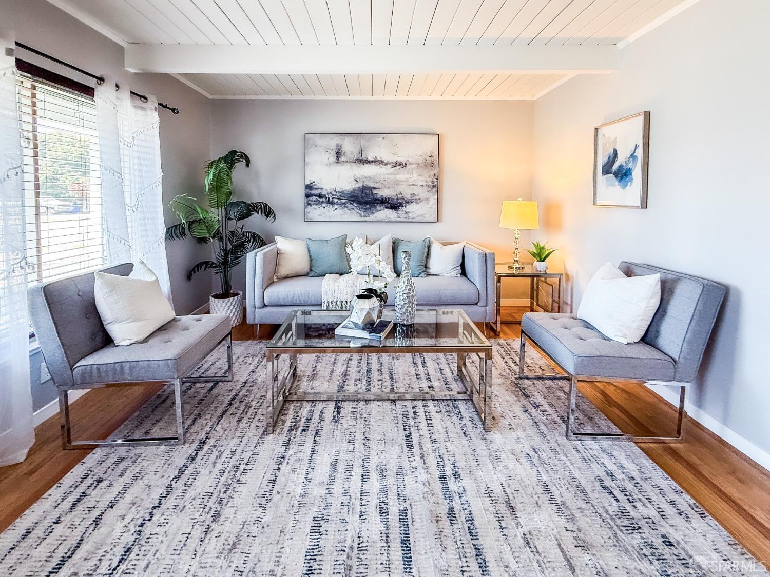 Detail Gallery Image 2 of 18 For 1044 Ventura St, Richmond,  CA 94805 - 2 Beds | 1 Baths
