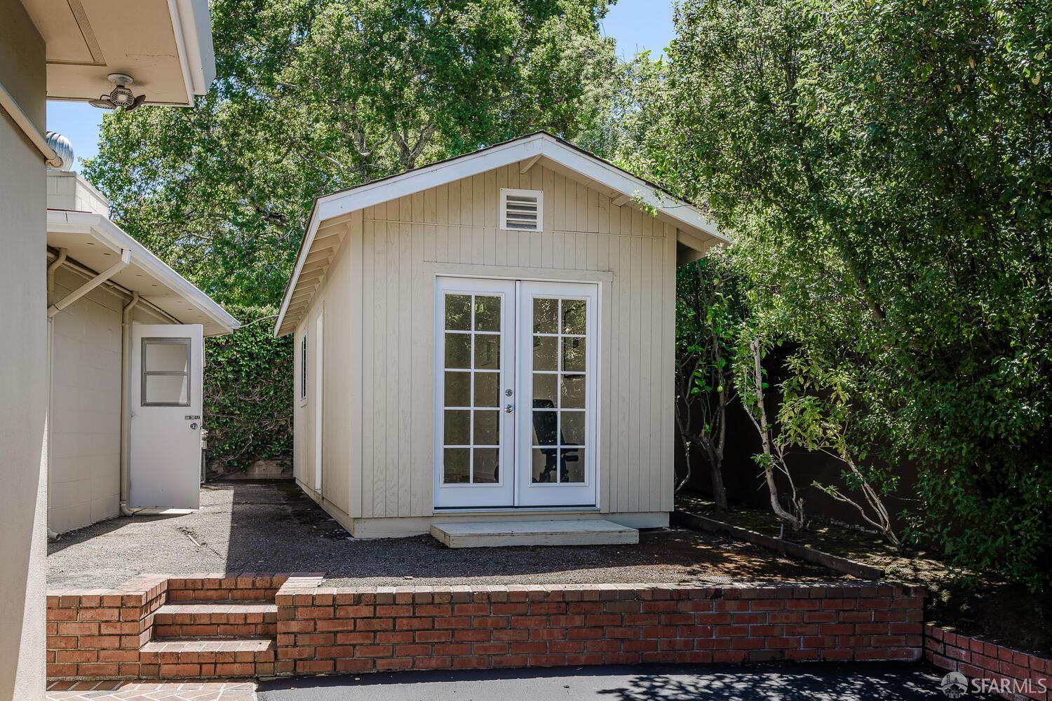 Detail Gallery Image 61 of 79 For 1745 Crockett Ln, Hillsborough,  CA 94010 - 5 Beds | 4 Baths