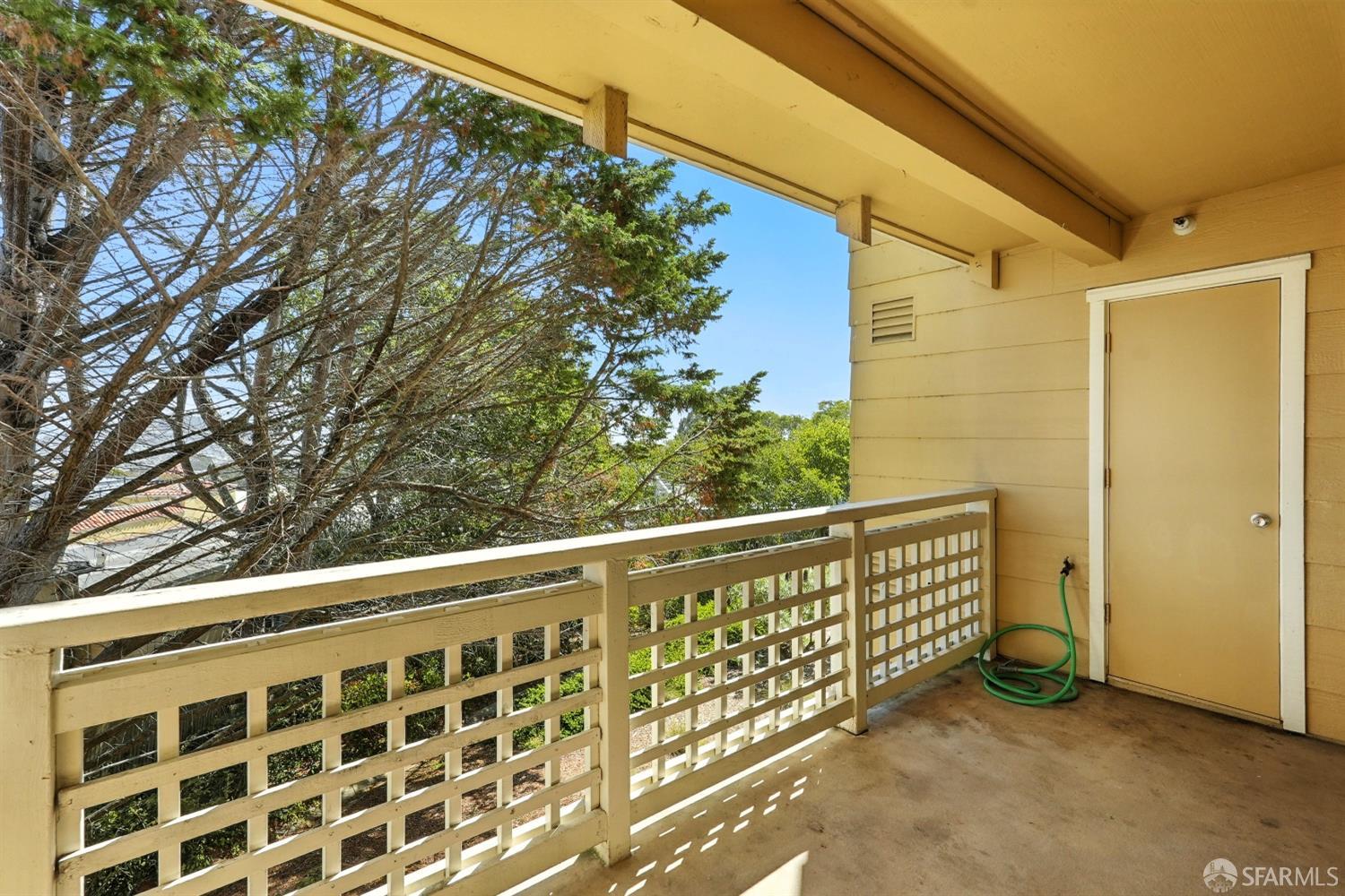 Detail Gallery Image 20 of 37 For 2204 Wildflower Ct, Daly City,  CA 94014 - 2 Beds | 2 Baths