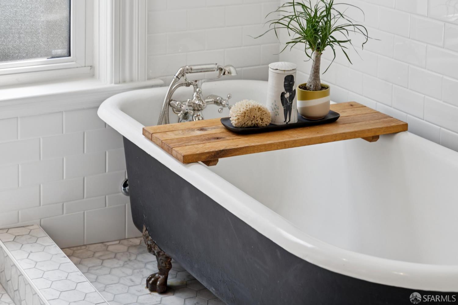 Detail Gallery Image 53 of 61 For 620 Haight St, San Francisco,  CA 94117 - 3 Beds | 2 Baths
