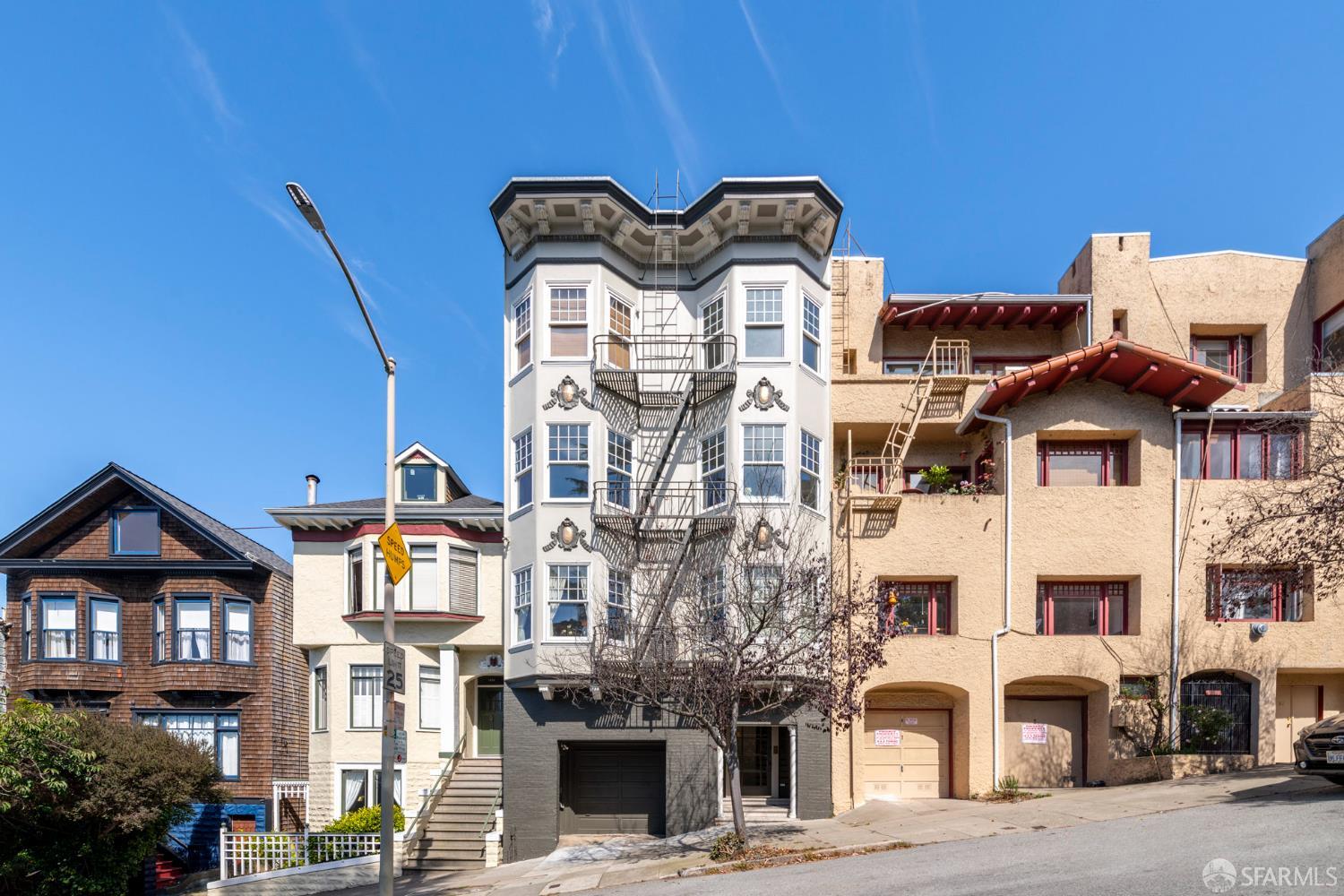 MLS: 425067675 Condo For Sale