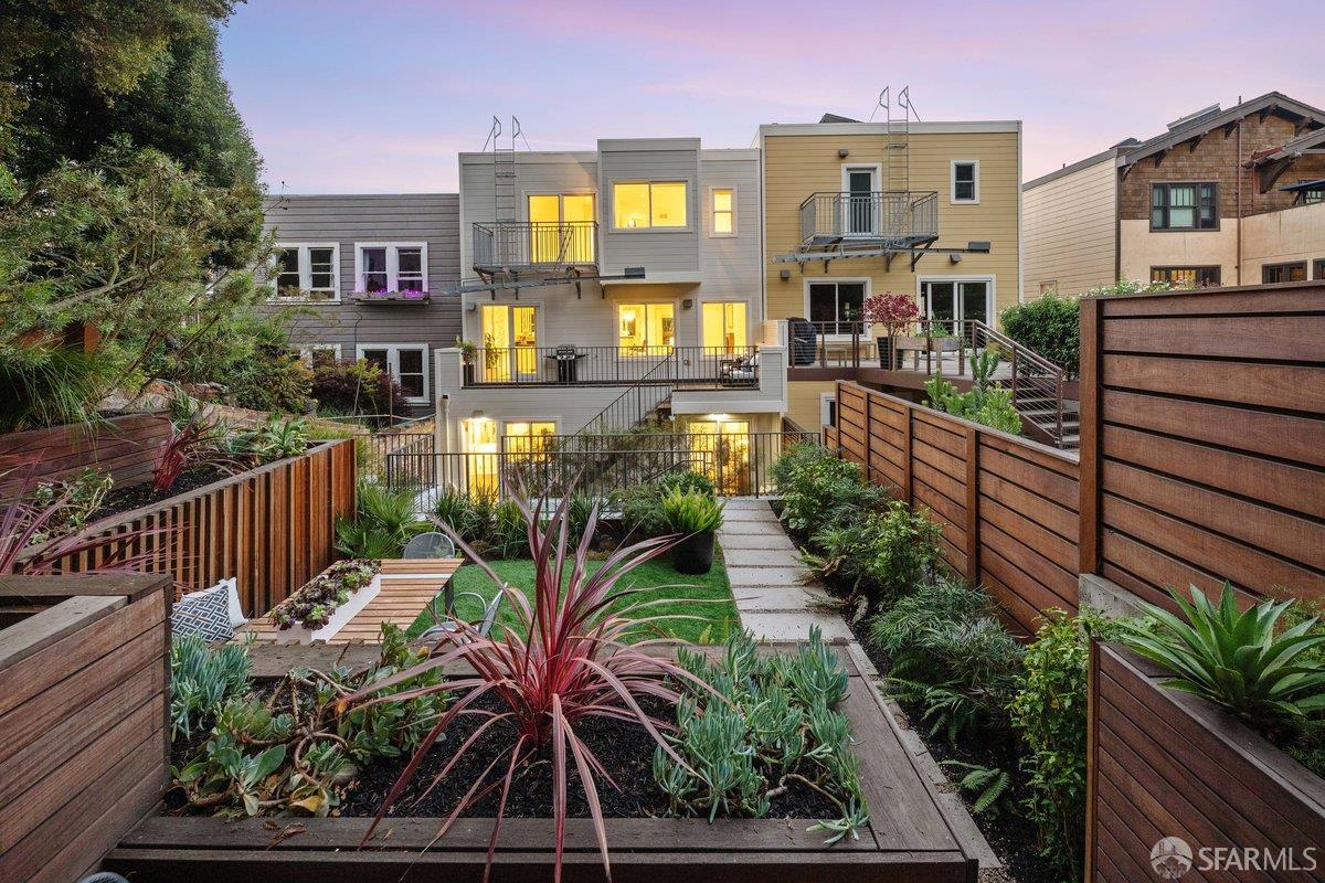 Detail Gallery Image 40 of 56 For 1187 Stanyan St, San Francisco,  CA 94117 - 5 Beds | 4/1 Baths