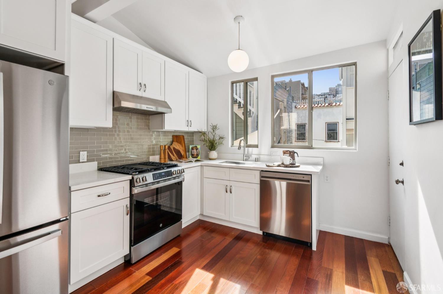 Photo #19: 425066651 Listing: Photo #19