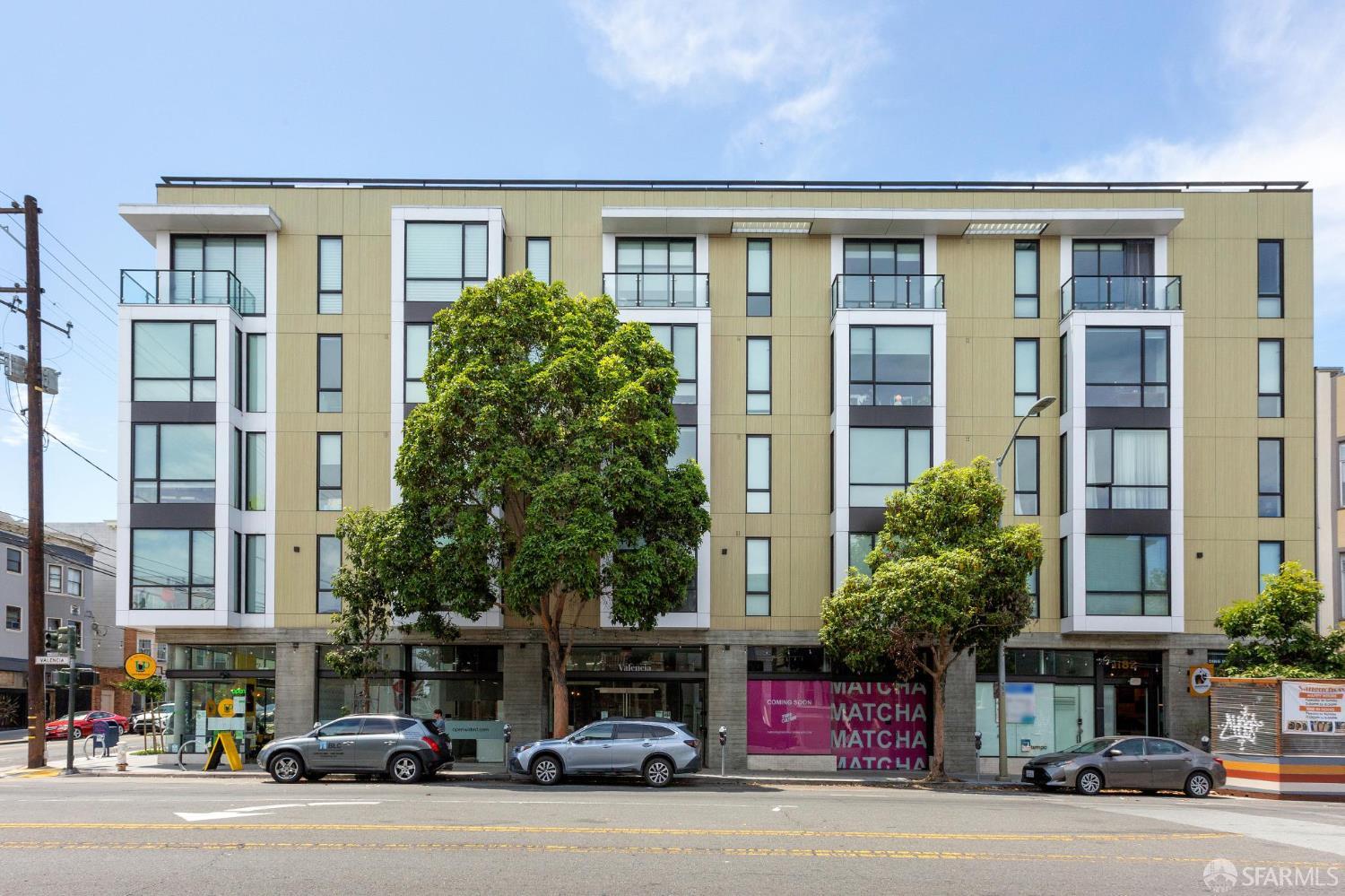 Photo #2: 425066650 Listing 