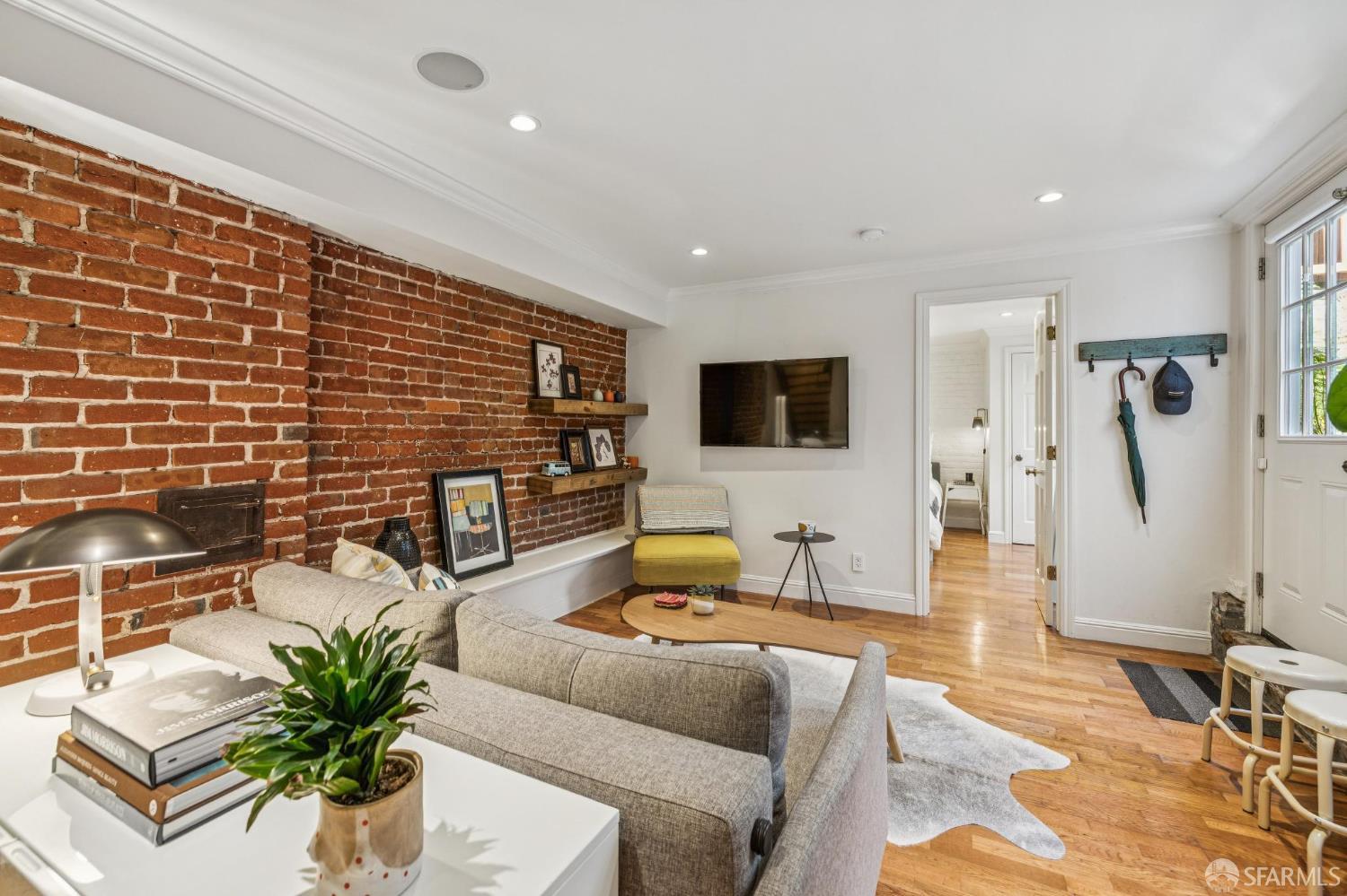 Detail Gallery Image 60 of 75 For 618 Haight St, San Francisco,  CA 94117 - 4 Beds | 3 Baths