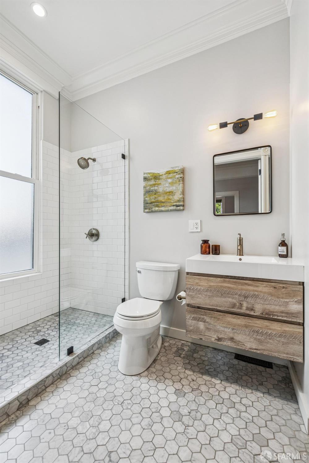 Detail Gallery Image 38 of 75 For 618 Haight St, San Francisco,  CA 94117 - 4 Beds | 3 Baths