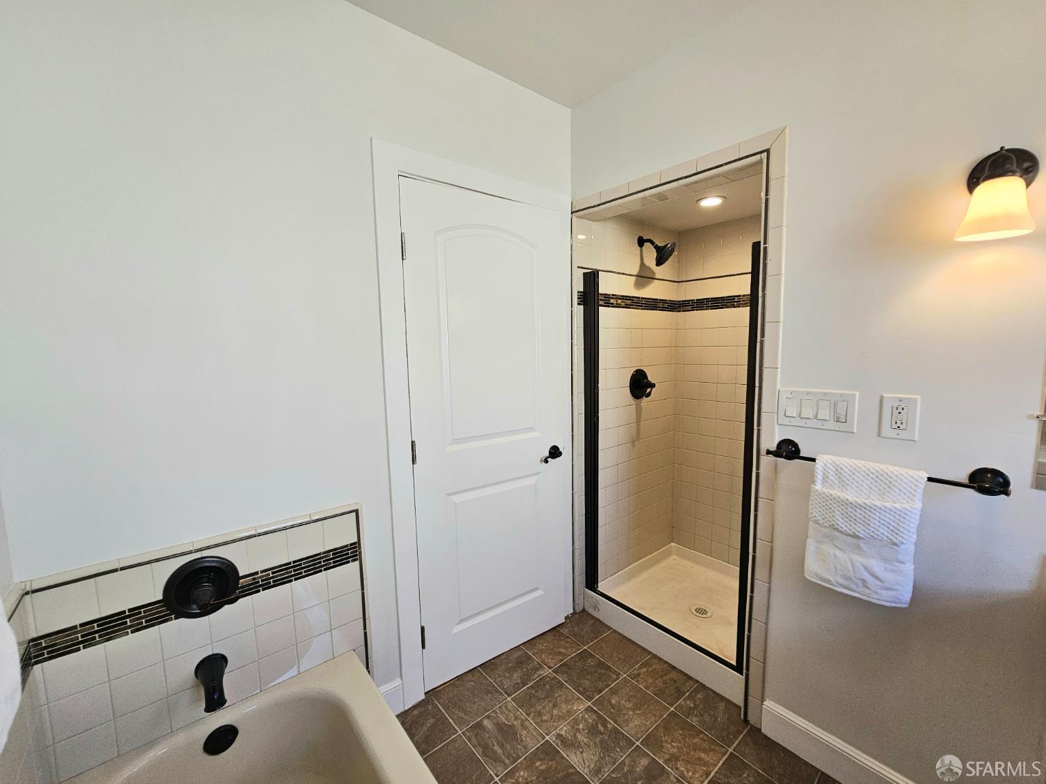 Detail Gallery Image 17 of 21 For 4320 Adeline St, Emeryville,  CA 94608 - 2 Beds | 1 Baths