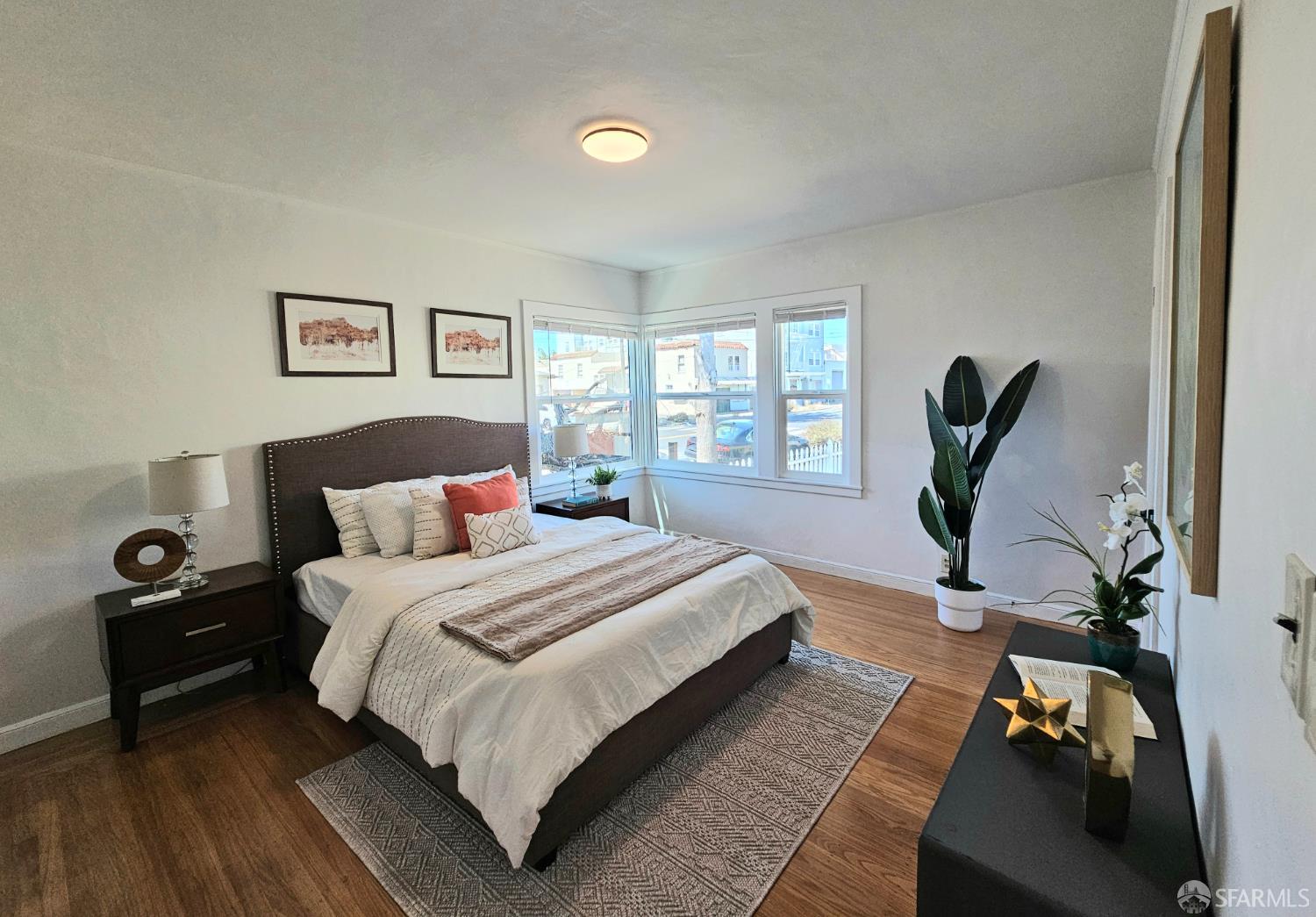 Detail Gallery Image 10 of 21 For 4320 Adeline St, Emeryville,  CA 94608 - 2 Beds | 1 Baths