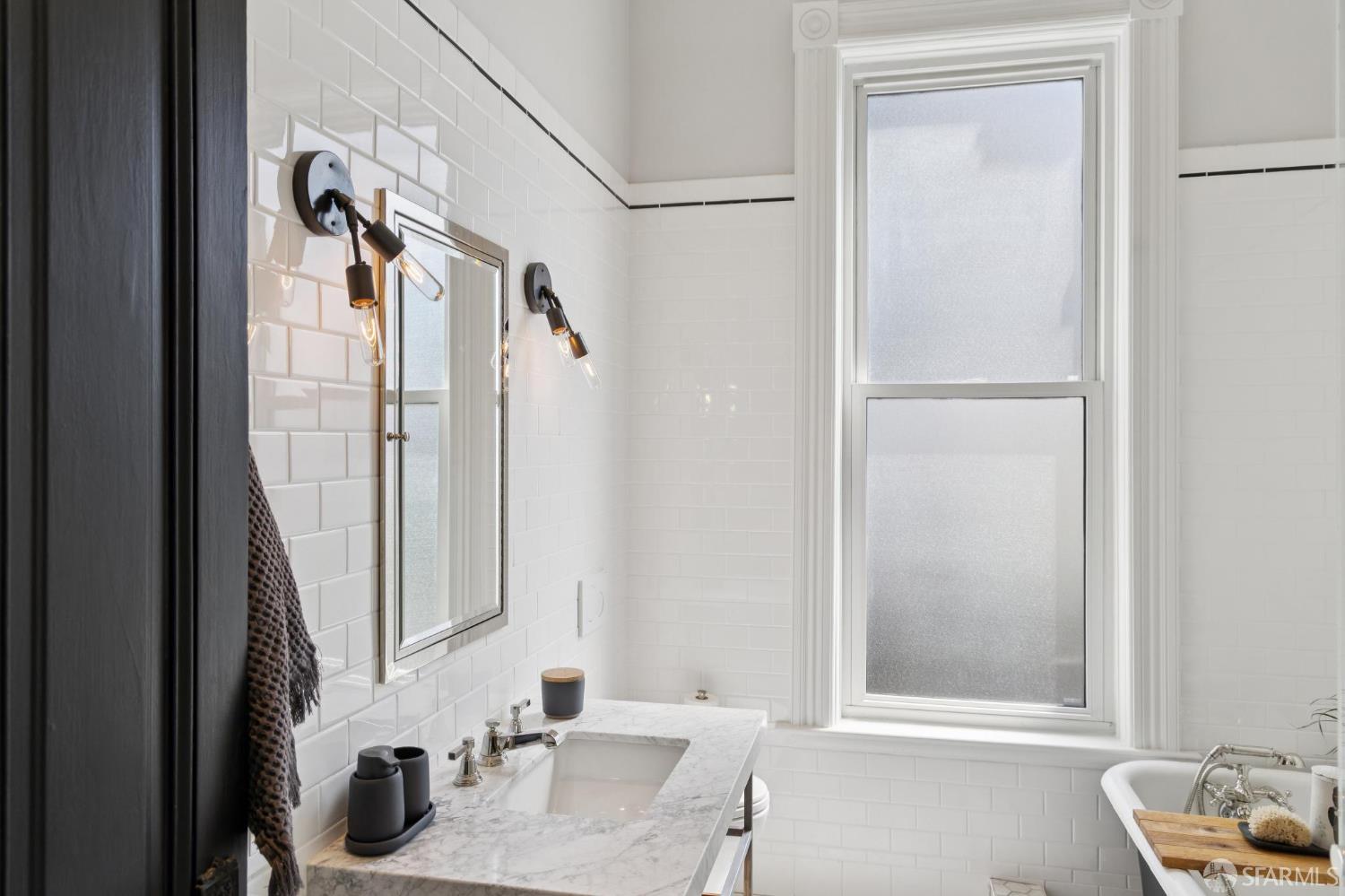Detail Gallery Image 52 of 61 For 620 Haight St, San Francisco,  CA 94117 - 3 Beds | 2 Baths