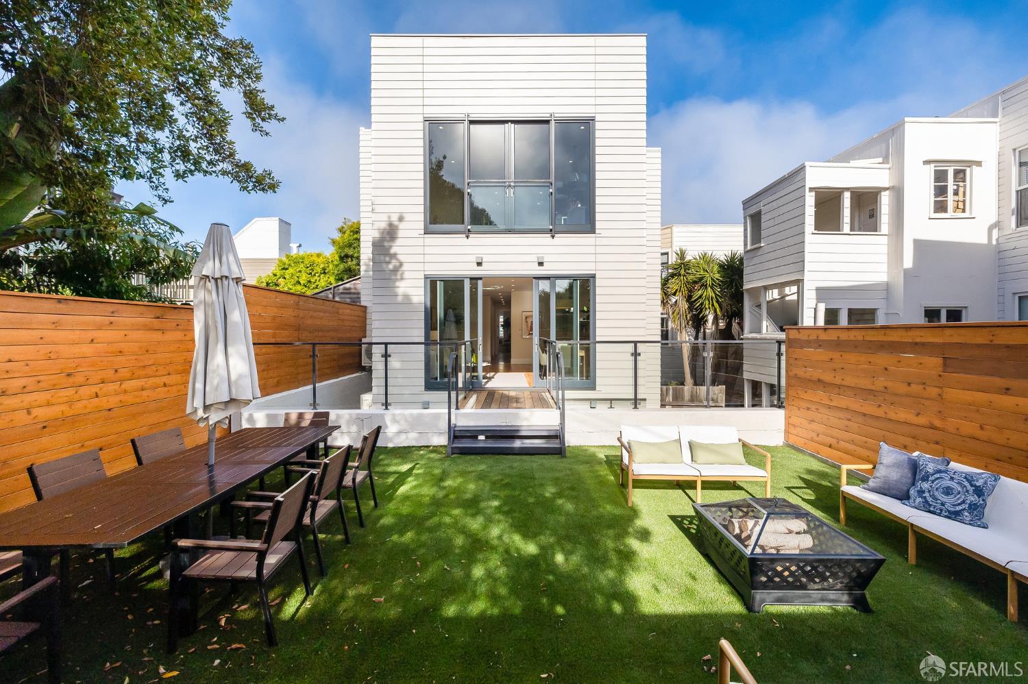 Photo #5: 425067886 Listing 