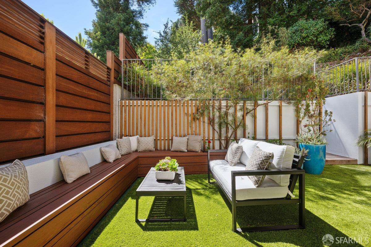 Detail Gallery Image 33 of 56 For 1187 Stanyan St, San Francisco,  CA 94117 - 5 Beds | 4/1 Baths